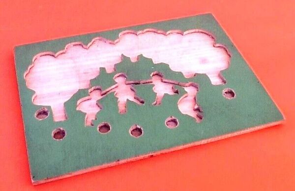 Années 1940    Jeu de formes  Puzzle bois '' la ronde