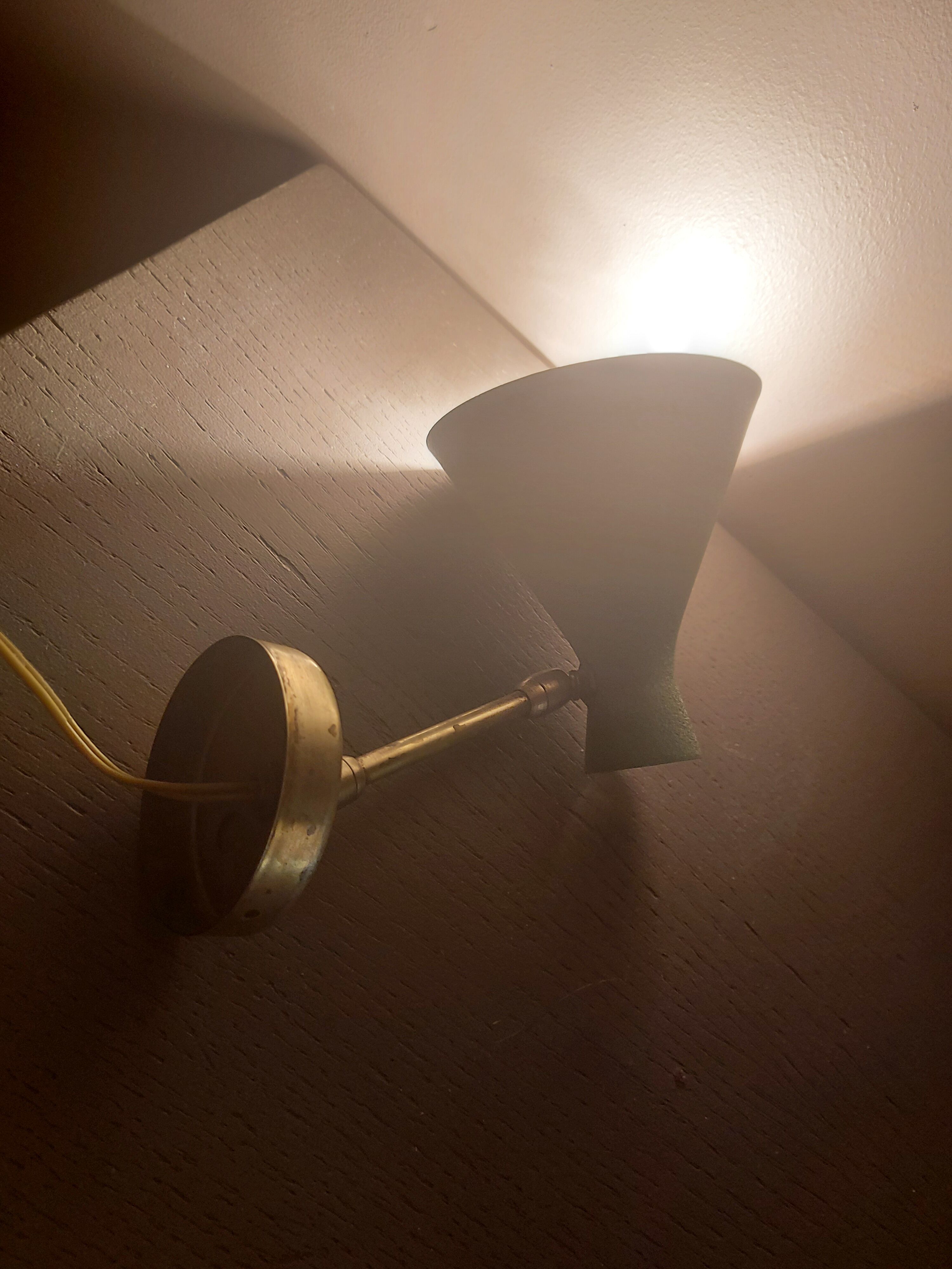 Wall lamp from the 60 diabolo
