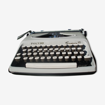 Typewriter polyjo