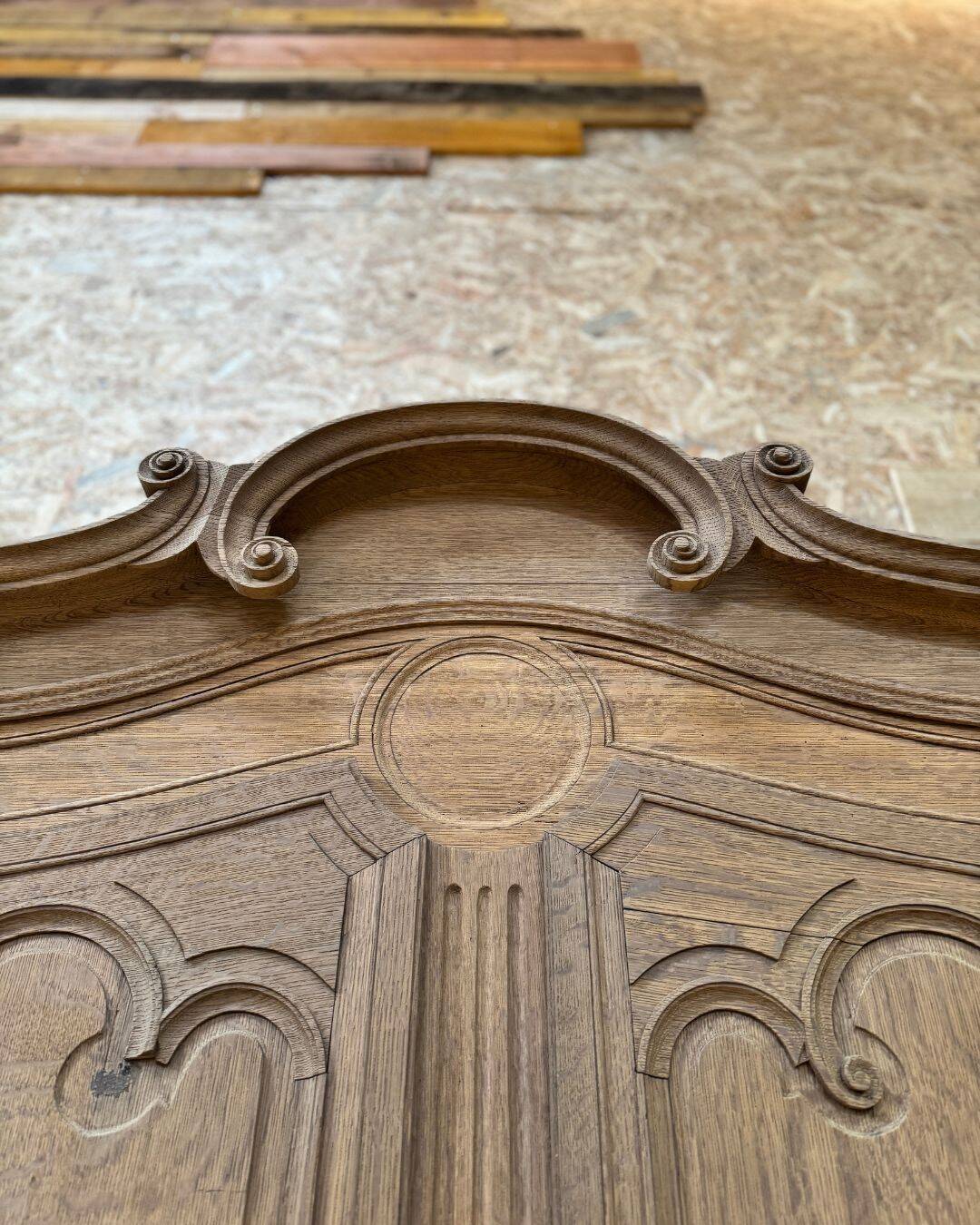 Antique sandblasted dresser