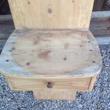 Fountain on wood support