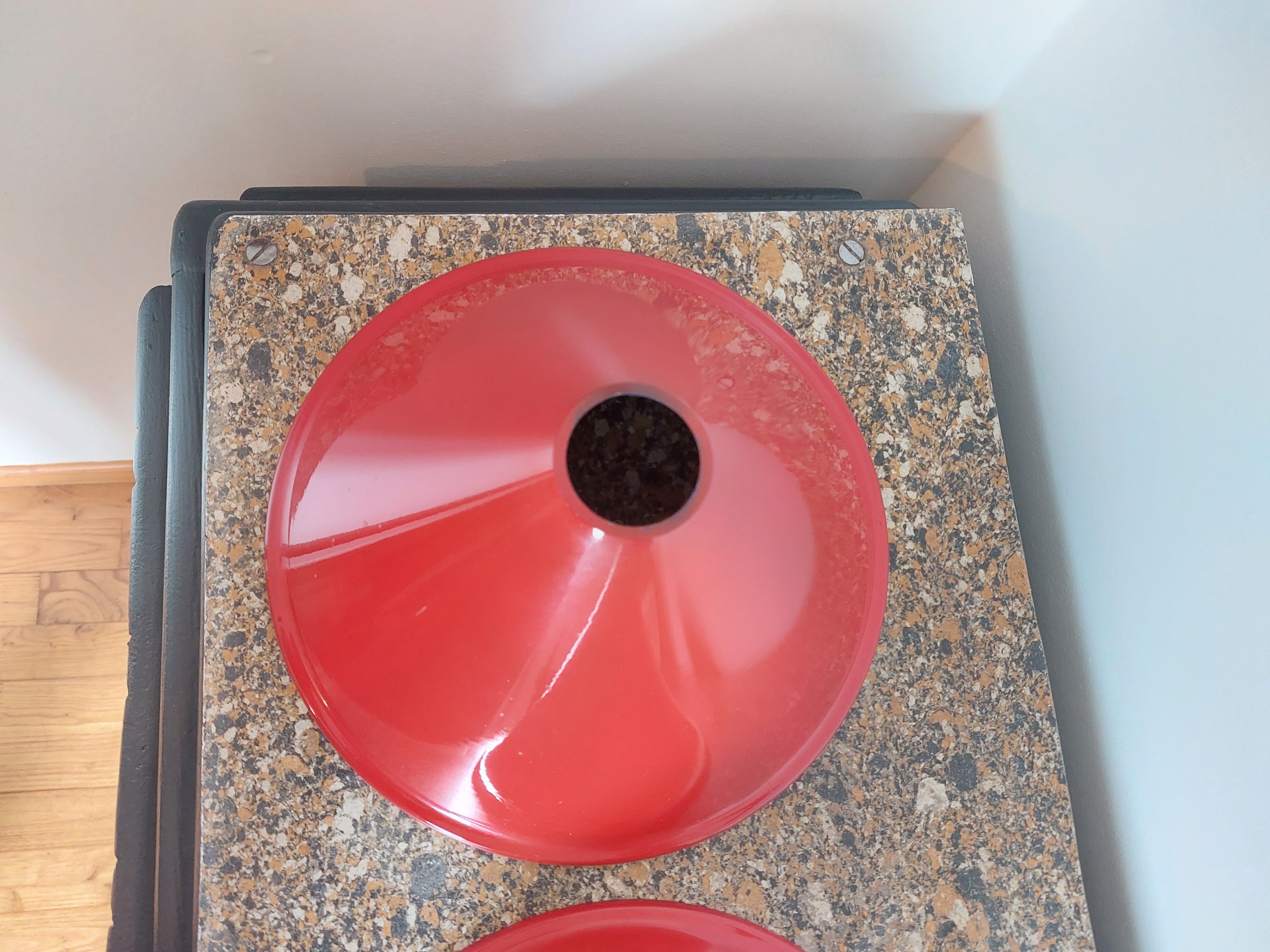 red metal suspensions