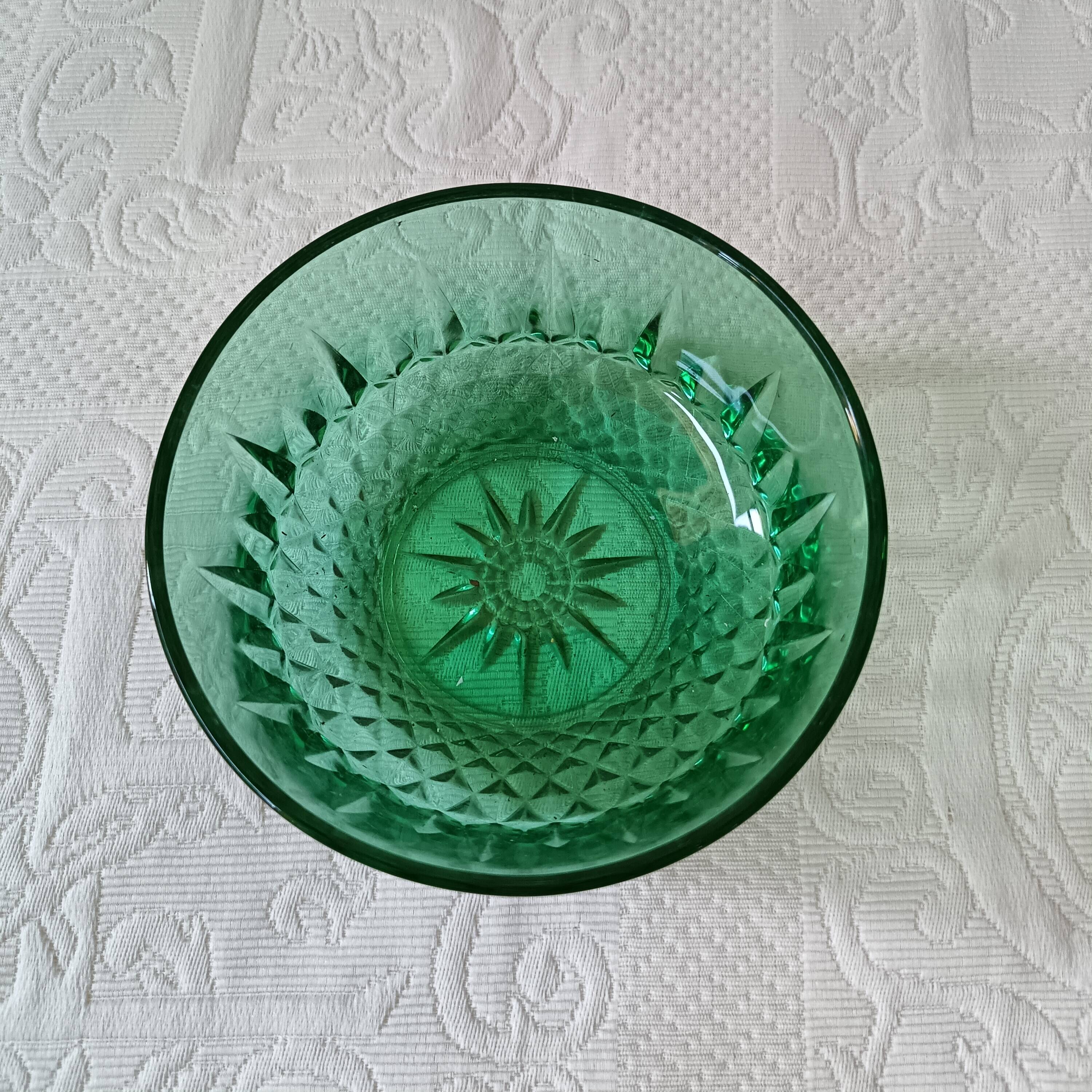Vintage emerald green glass sugar bowl, Arcoroc France
