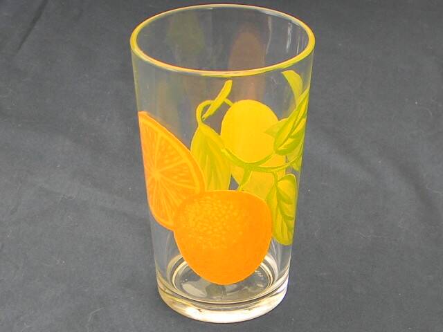 Set of 4 ARCOROC glass orangeade glasses. 1970s.