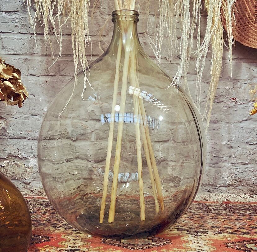 Transparent demijohn