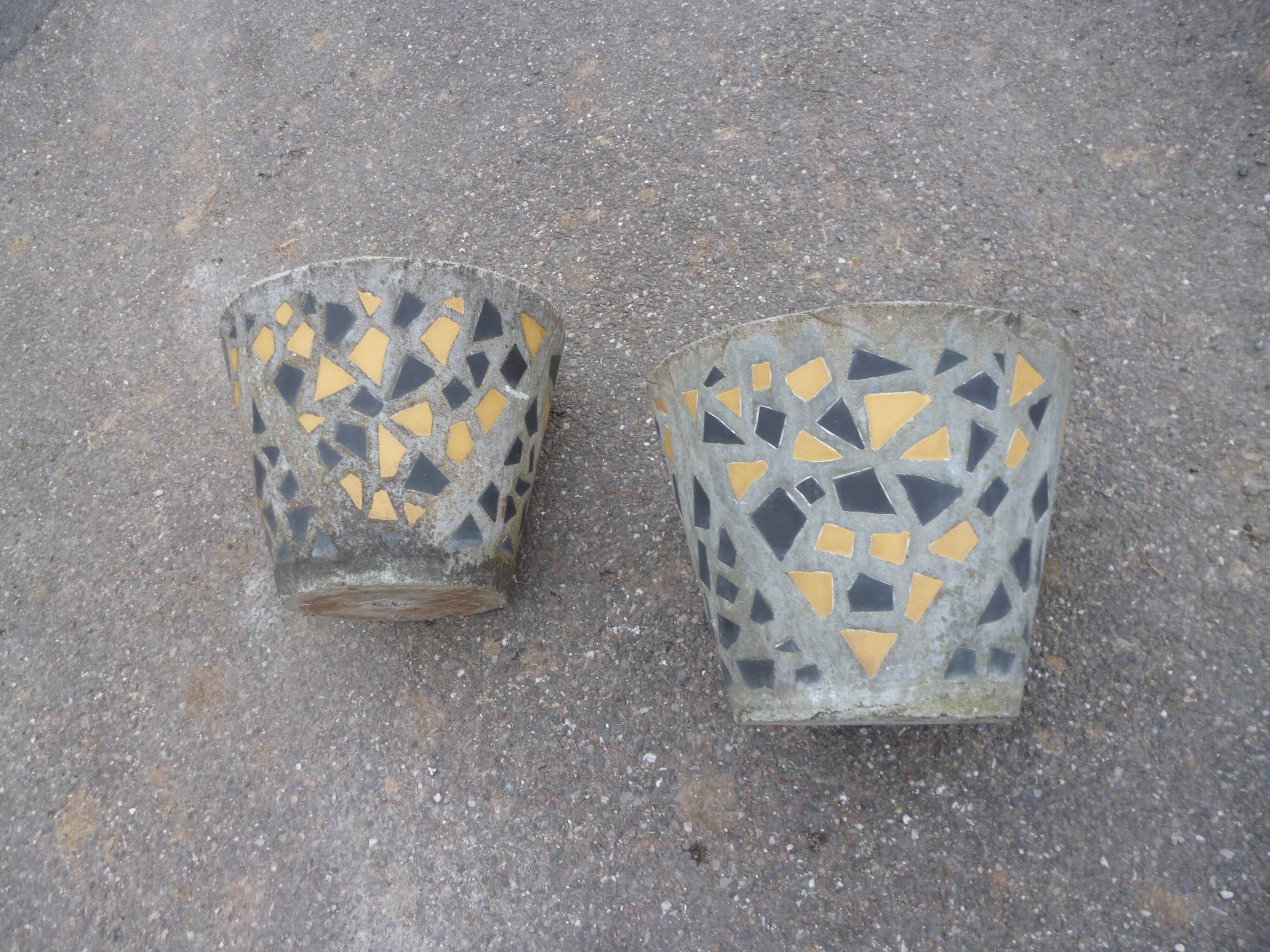 Pair of cement basins and tiles from the 50s