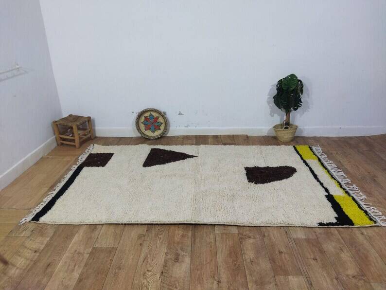 Berber Moroccan rug 240cm x 150cm