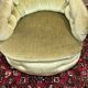 English armchair from the late 19th century.