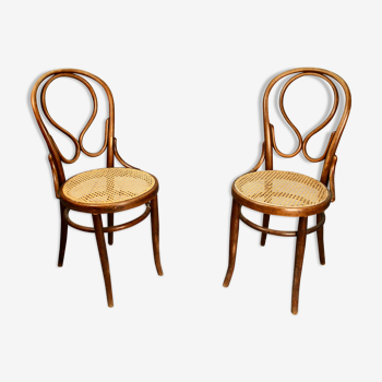 Paire de chaises cannées en bois courbé