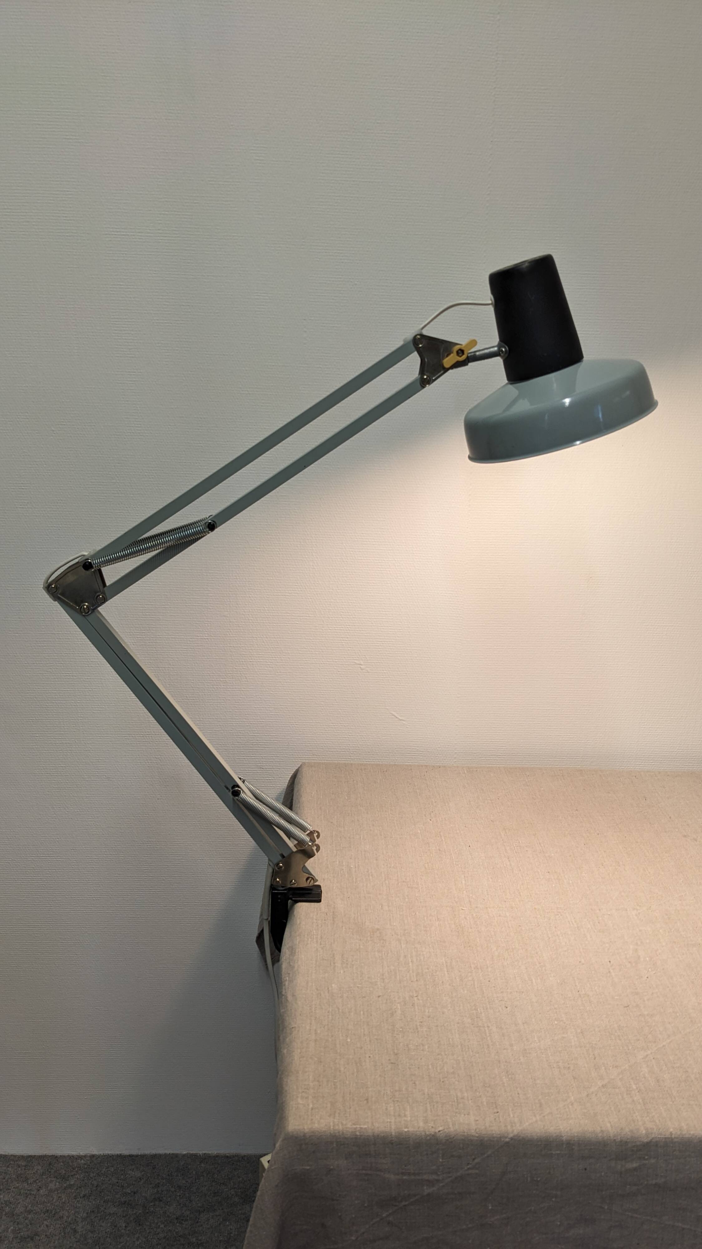 Lampe d'architecte ou de bureau articulée par Mathias, France vers 1970