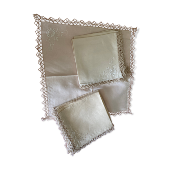 Lot de serviettes broderie