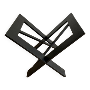 Porte-revue géométrique