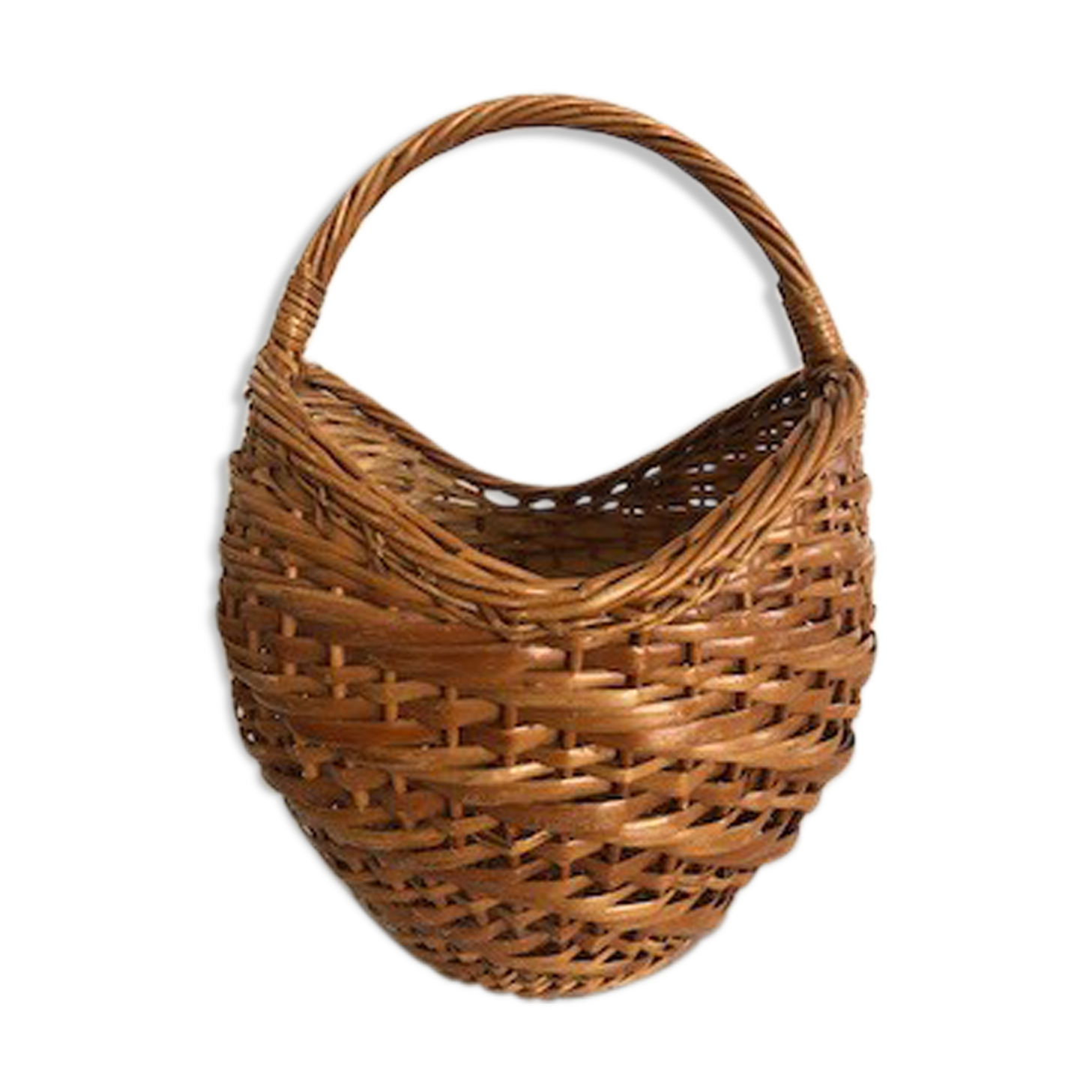 Woven wicker ball basket