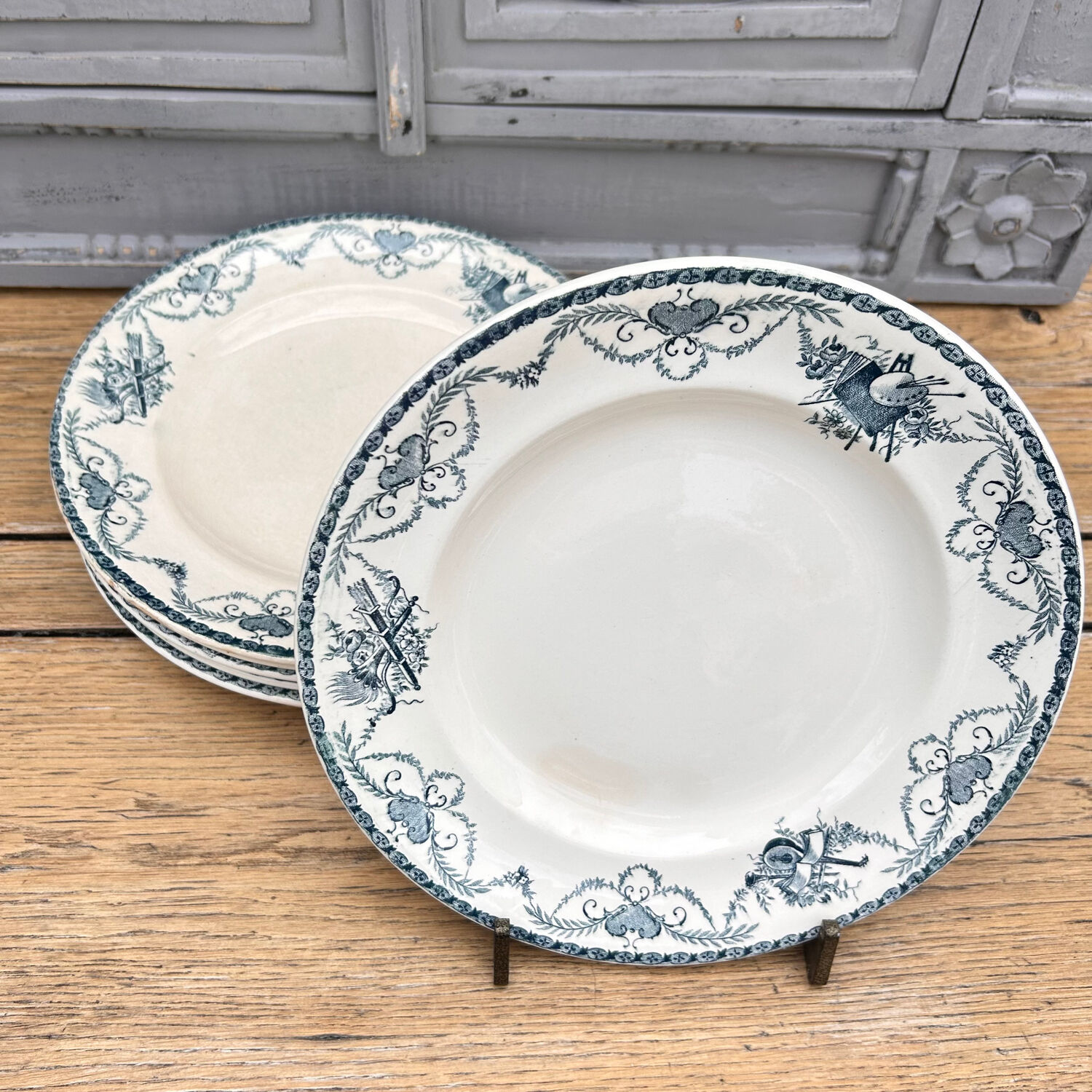 Lavoisier Iron Earth Plates