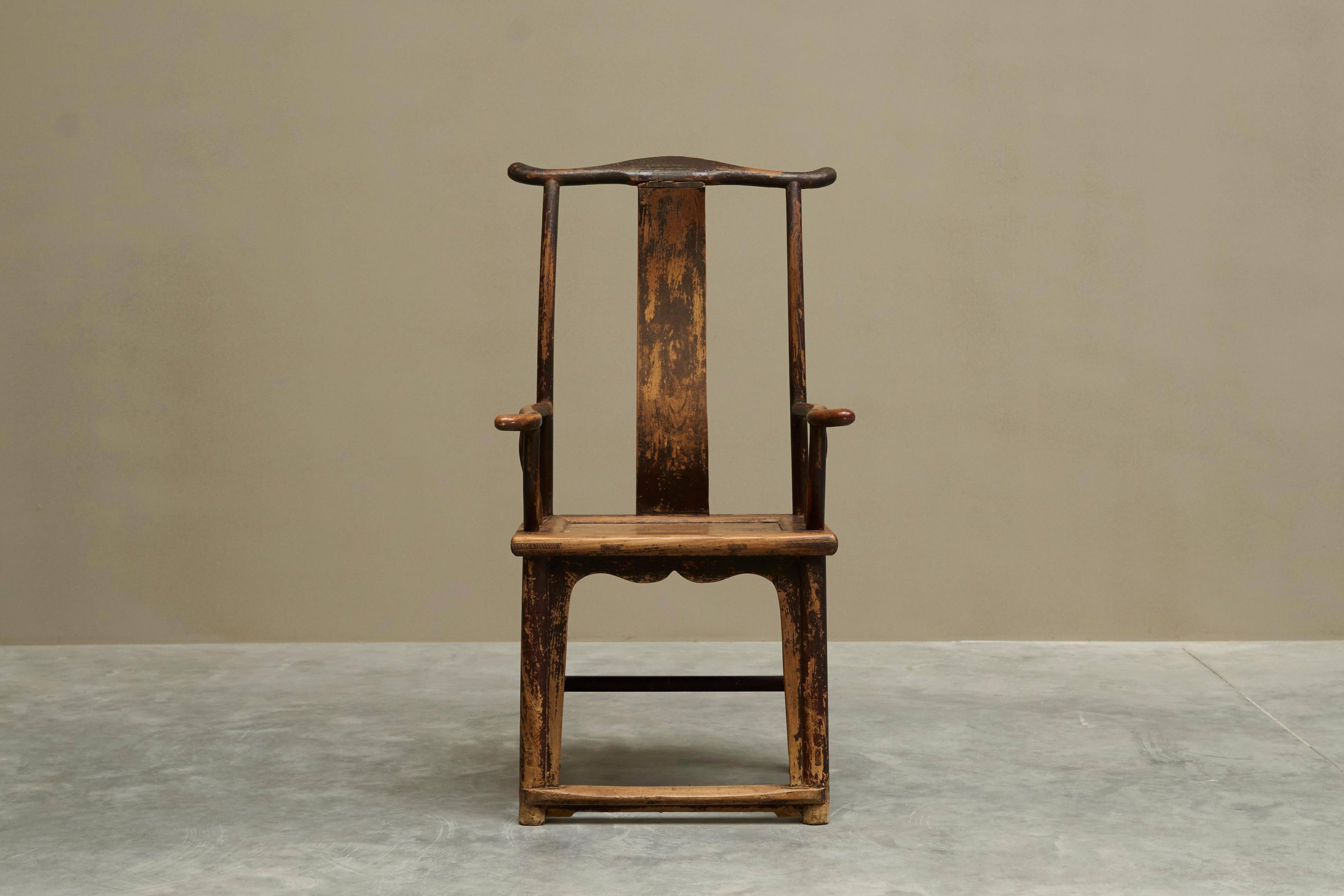 Chinese chair with yoke back in lacquered pear wood, 18th century