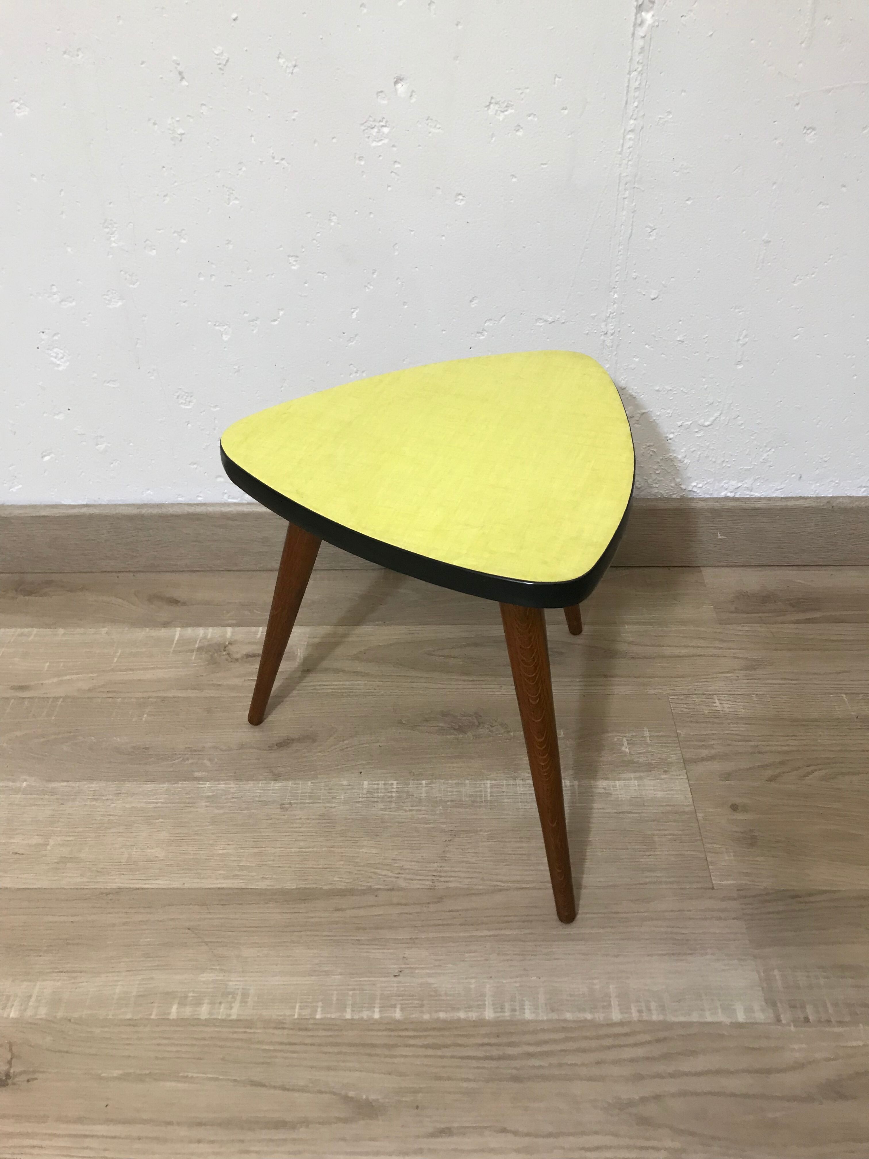 Yellow tripod plant holder 60 ́s