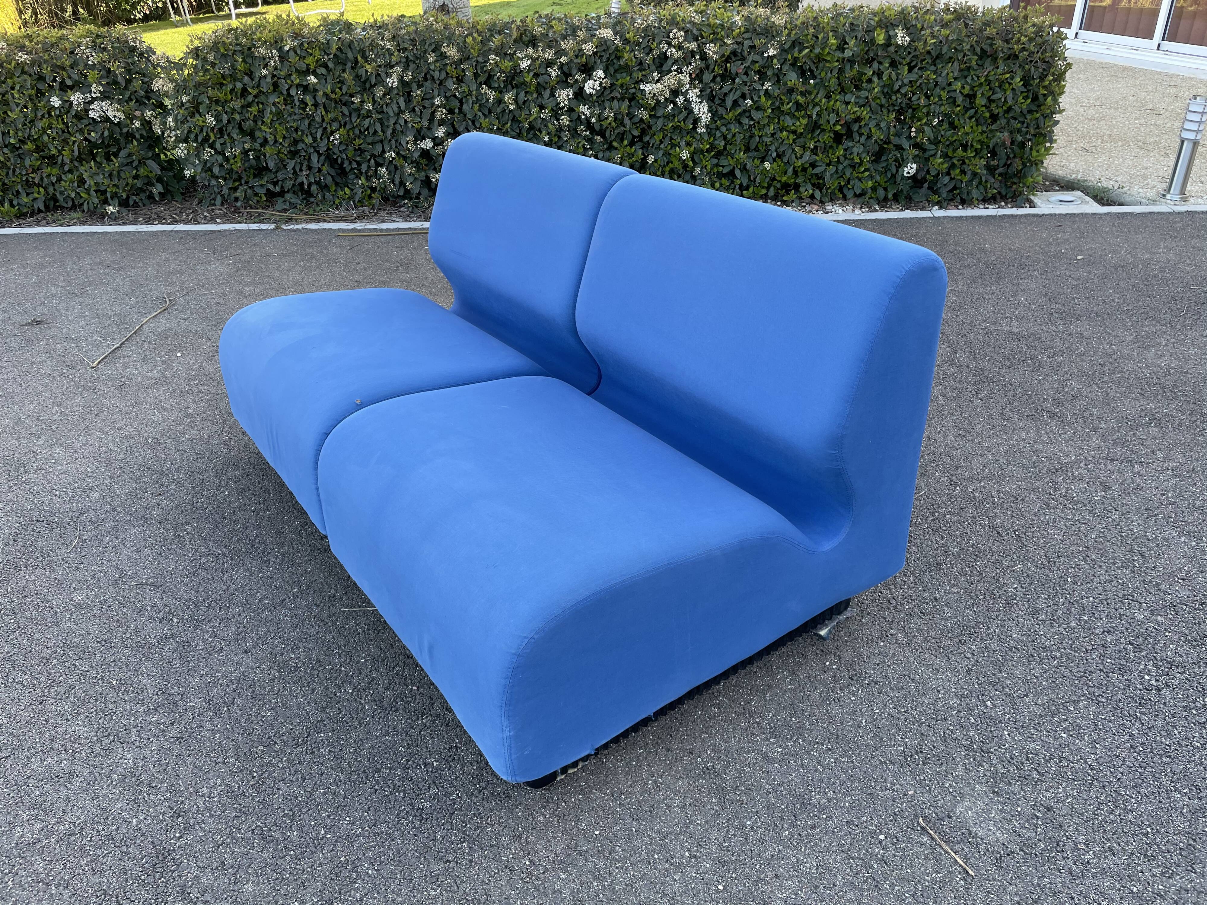 Pair of Don Chadwick heaters by herman Miller 1970 vintage armchair design