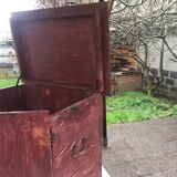 Oriental inspired furniture, made of pallet wood