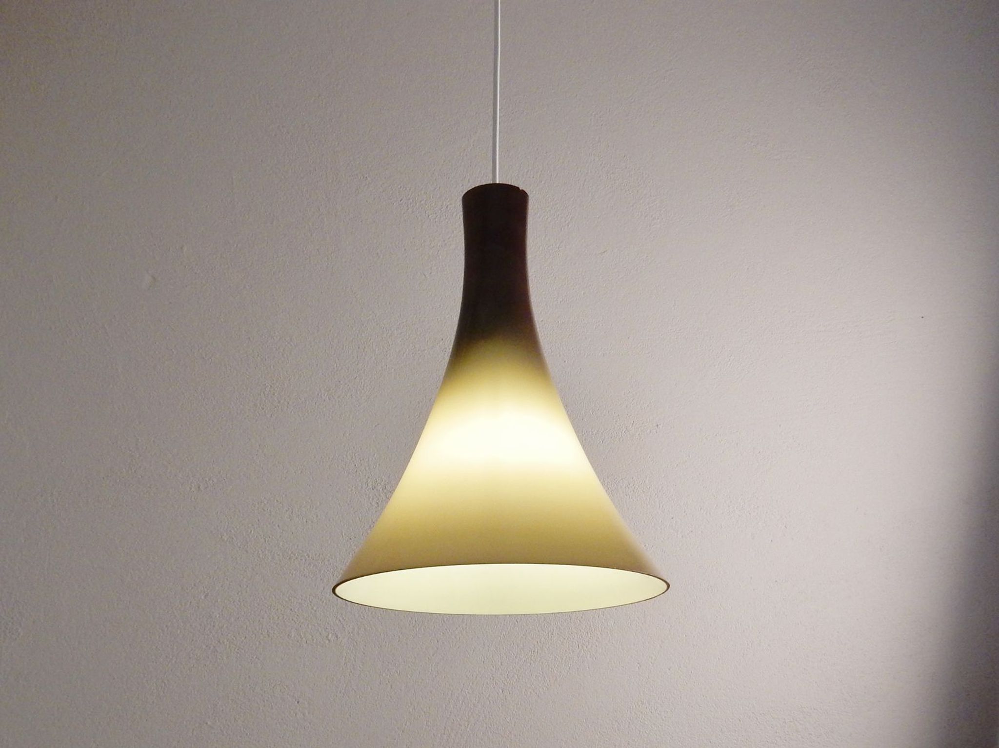 Vintage glass suspension