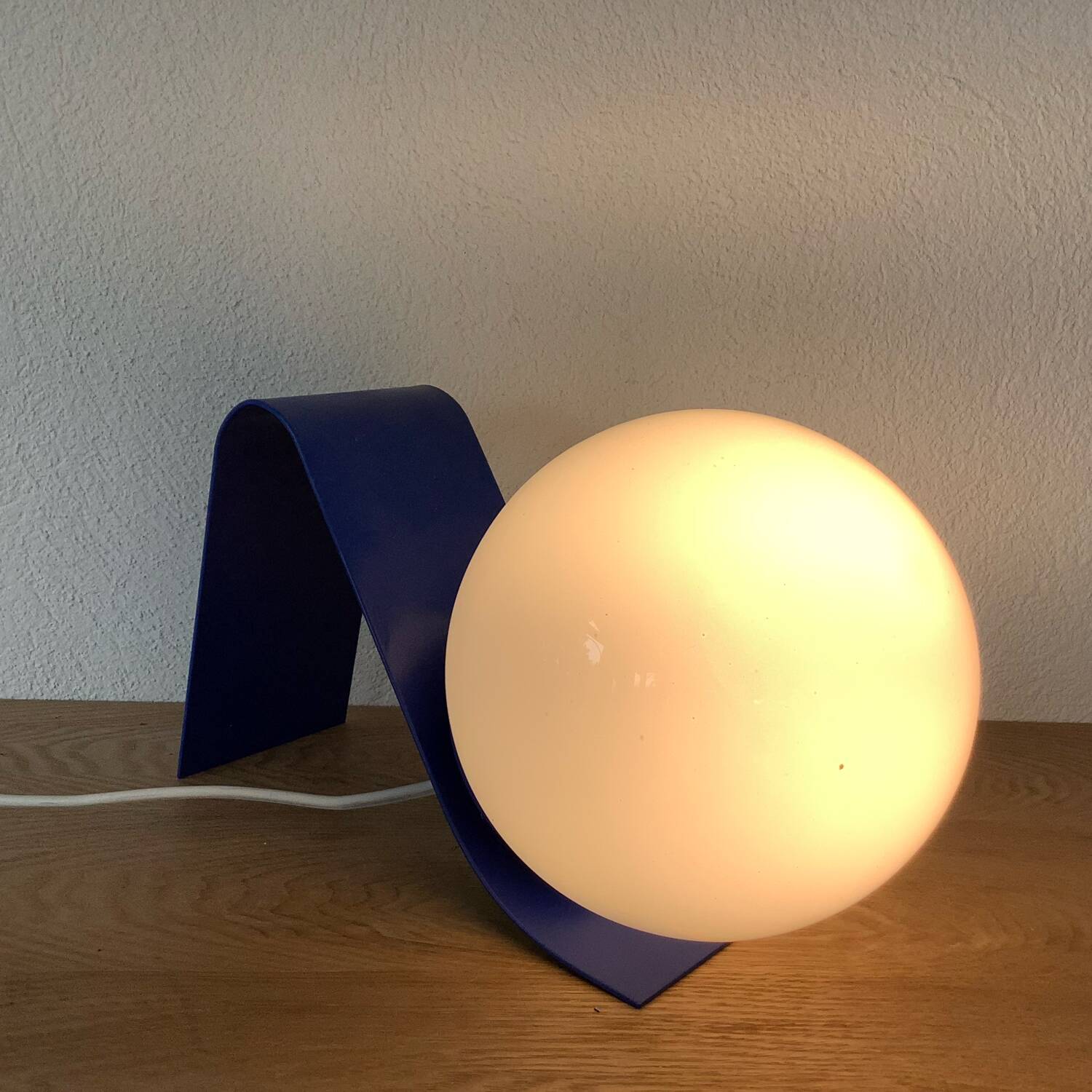2 minimalist post-modern metal lamps