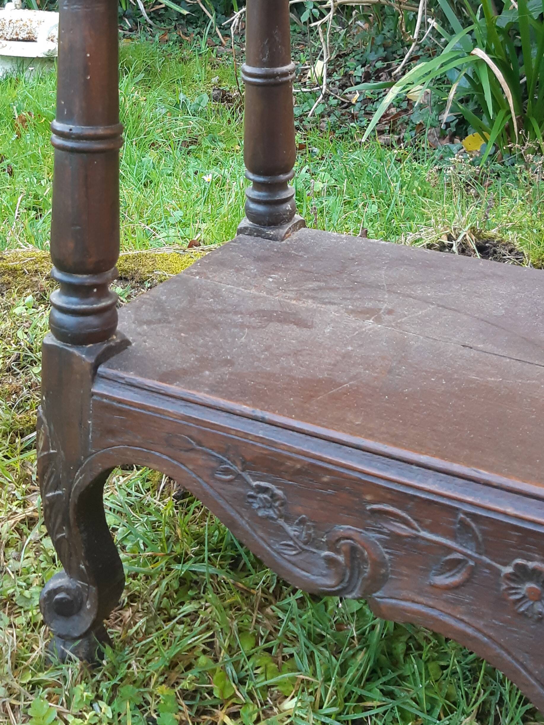 Provençal oak kneading trough