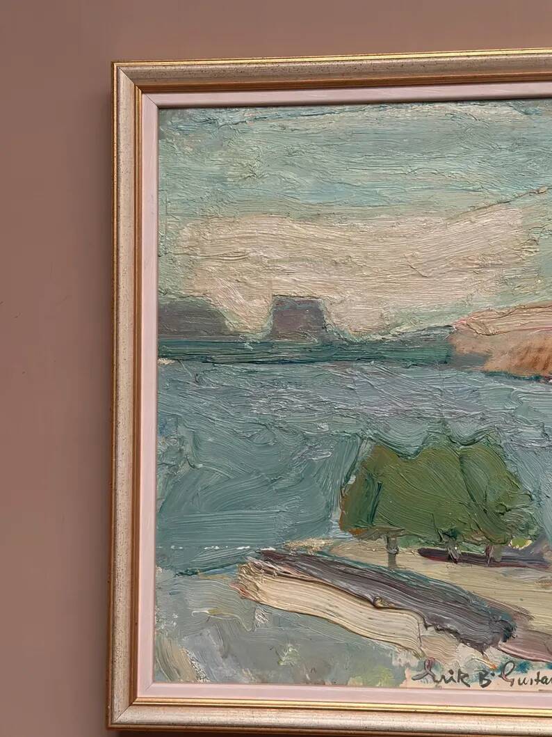Original Swedish Oil on Canvas – "Coastal Landscape" by Erik Birger Gustavsson – Signed – Dated 1981 – Vintage and Framed – 41 × 33 cm (16.1 × 13 inches)