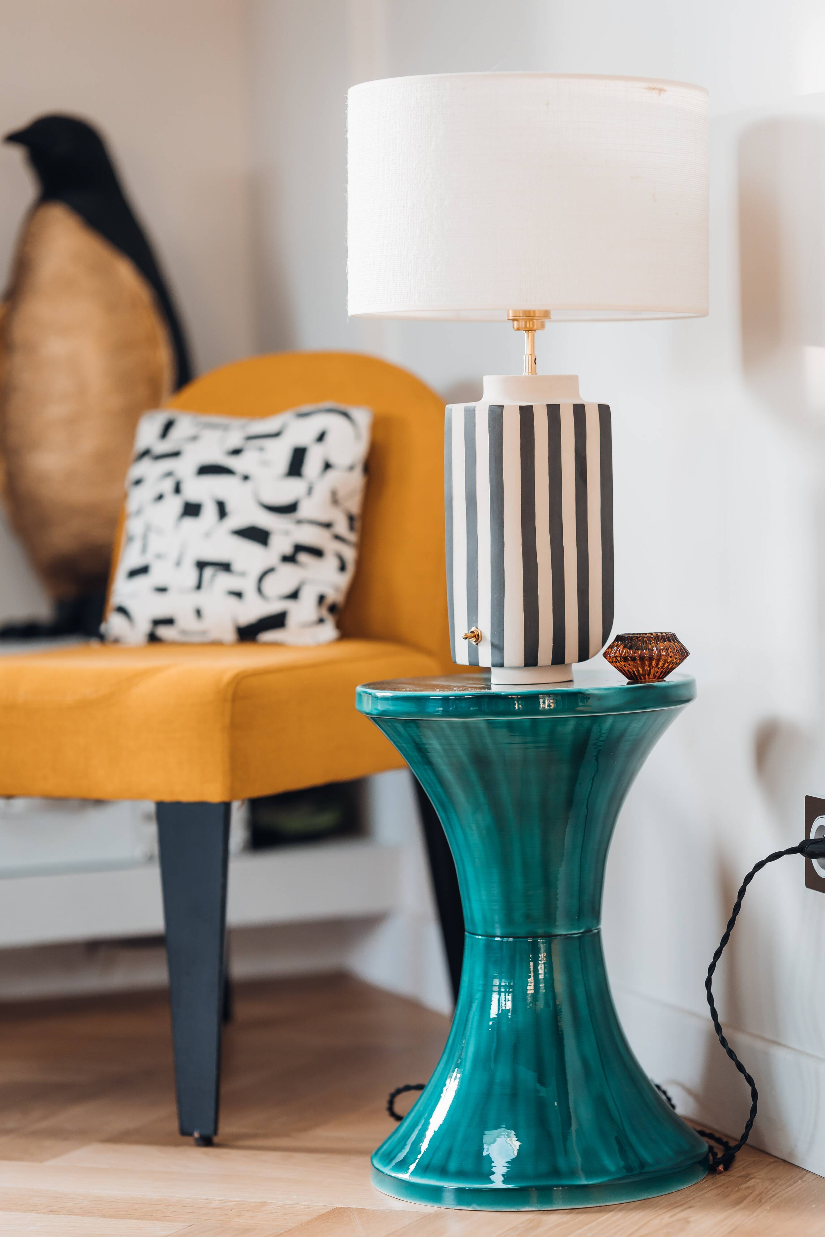 Ecru and black Hepburn sandstone lamp