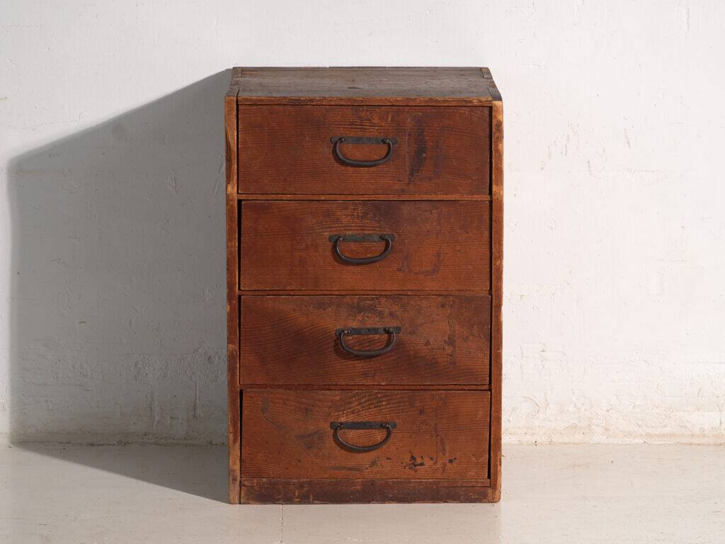 Antique Japanese tansu chest – Japan, circa 1910