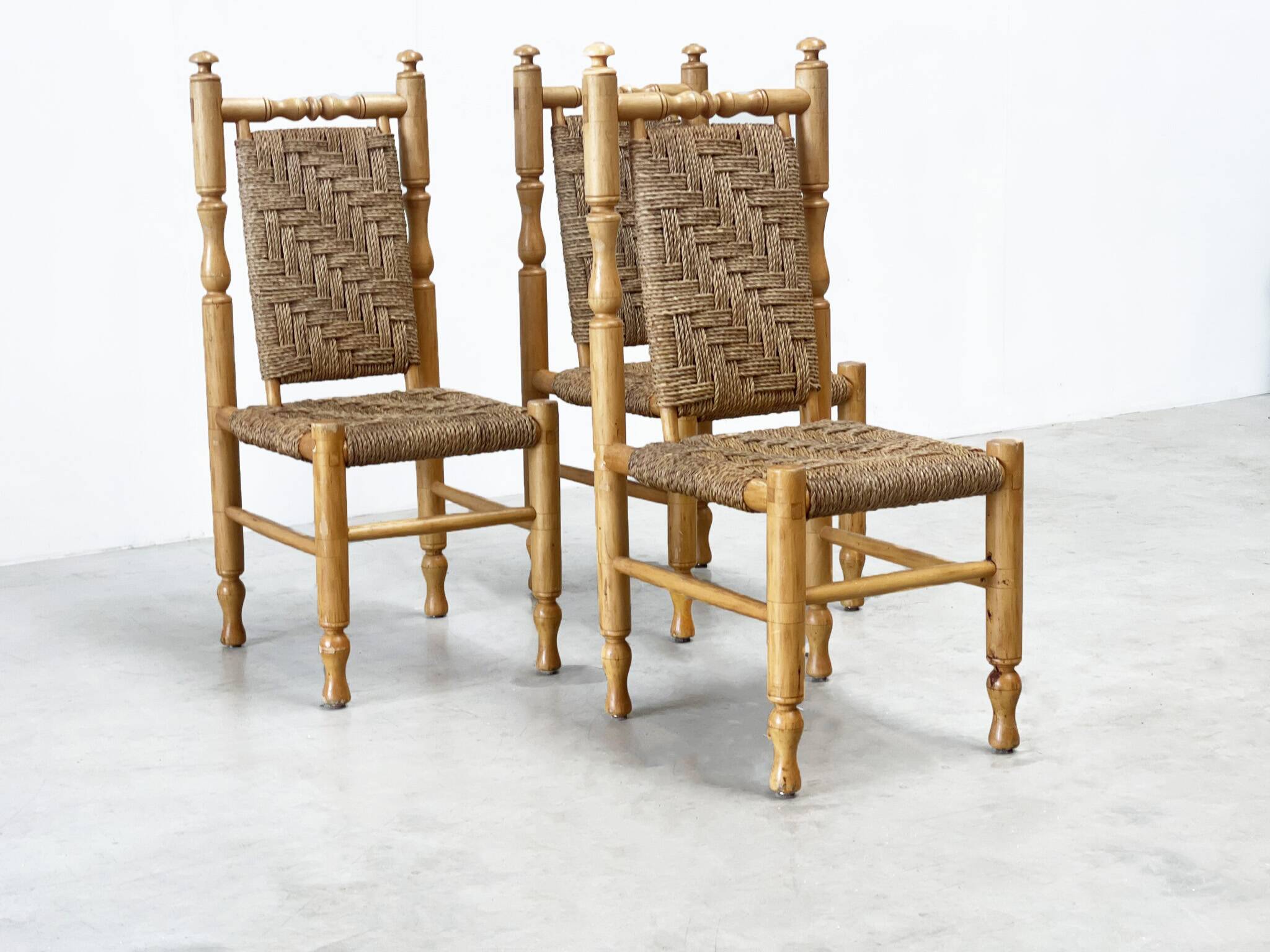 set of 3 sidechairs / dining chairs