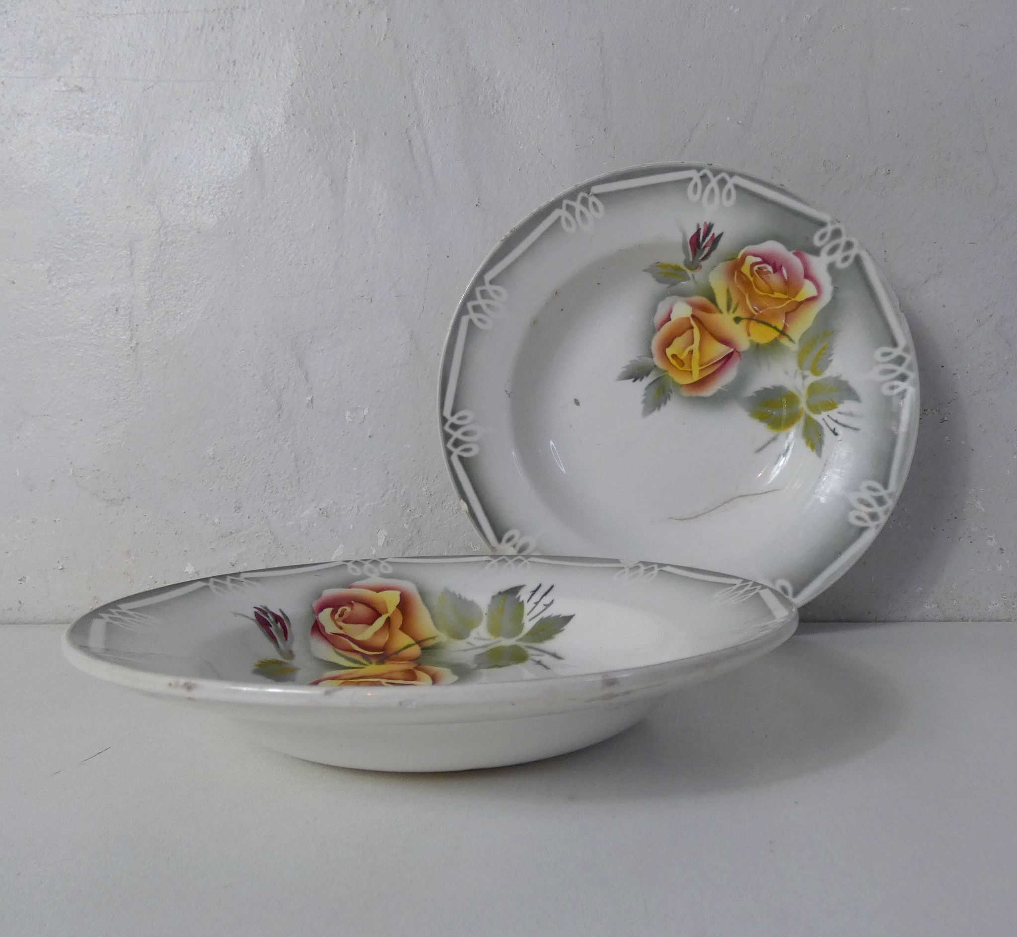 Digoin sarreguemines 2 hollow plates odile