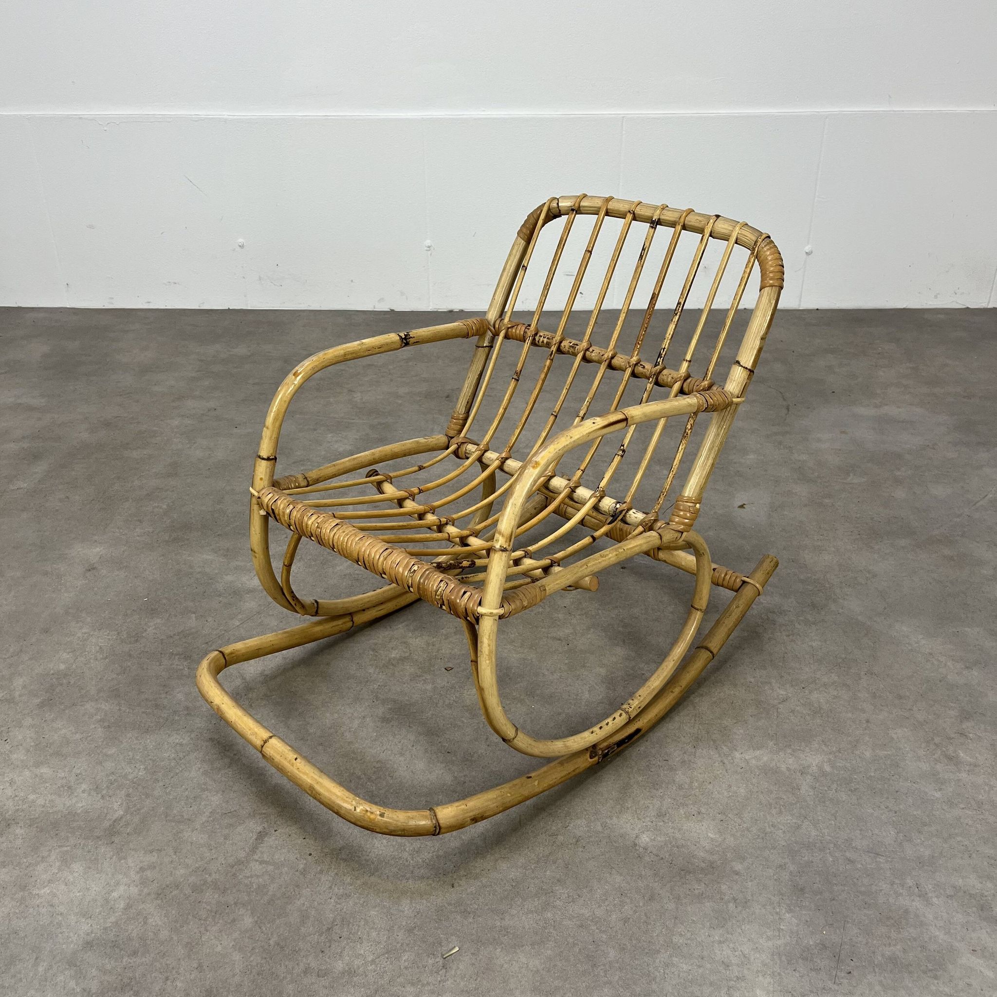 Rocking chair rotin enfant
