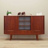 Buffet haut en teck, design danois, années 1970, production : Danemark