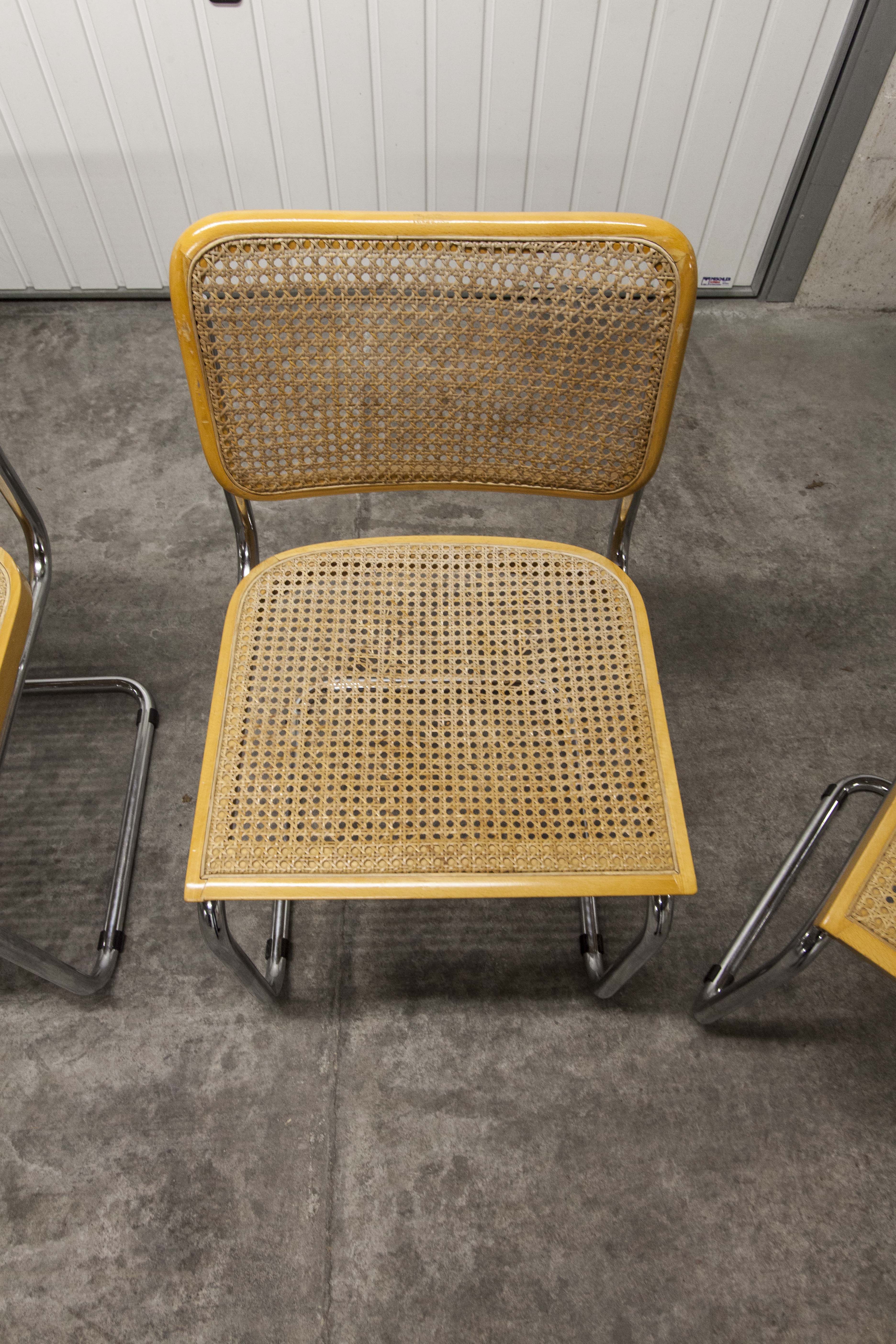 Set of 4 chairs B32 par Marcel Breuer