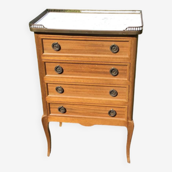 Small chest of drawers