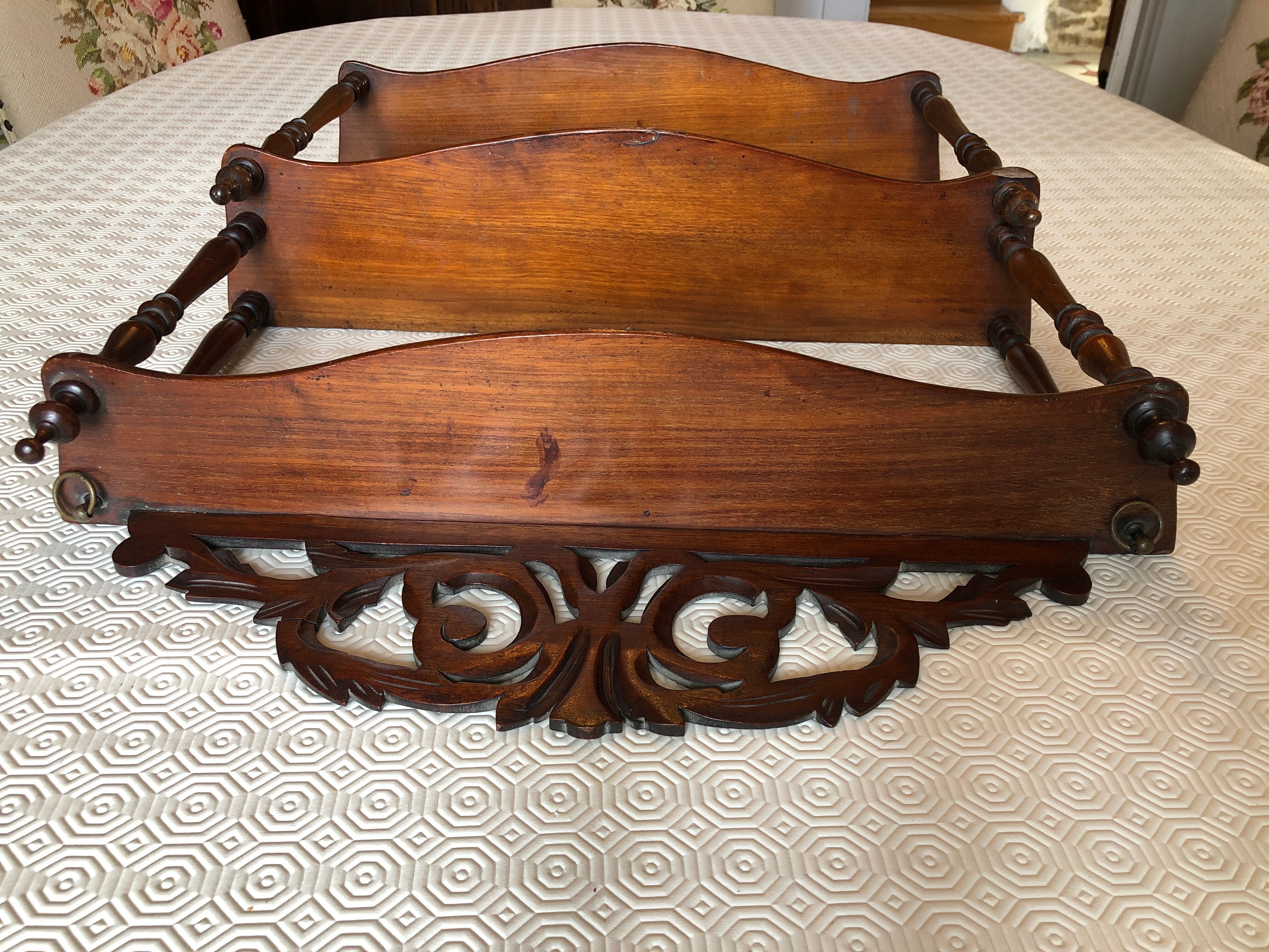 Napoleon III shelf