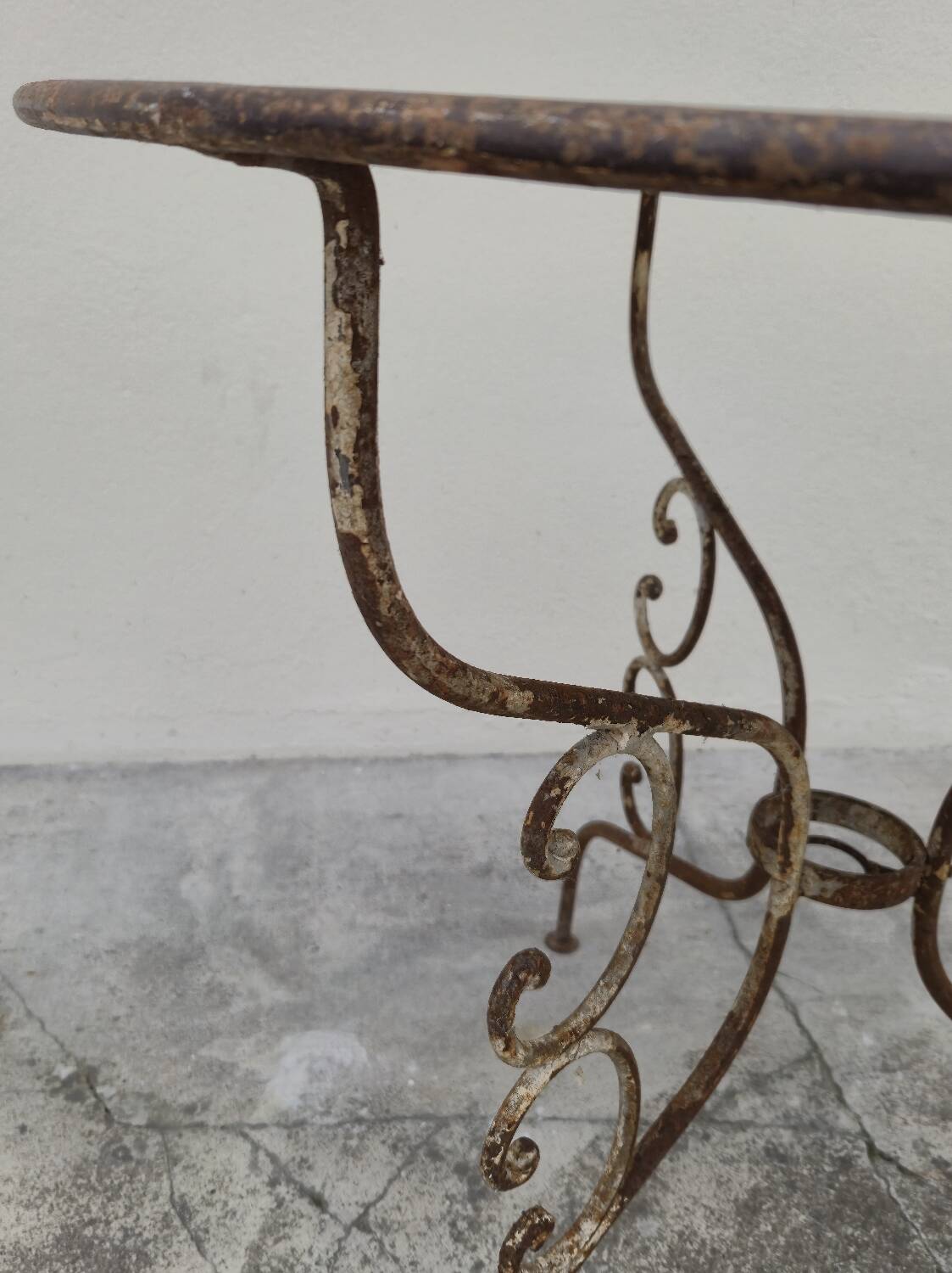 Wrought iron garden table pedestal 1900s