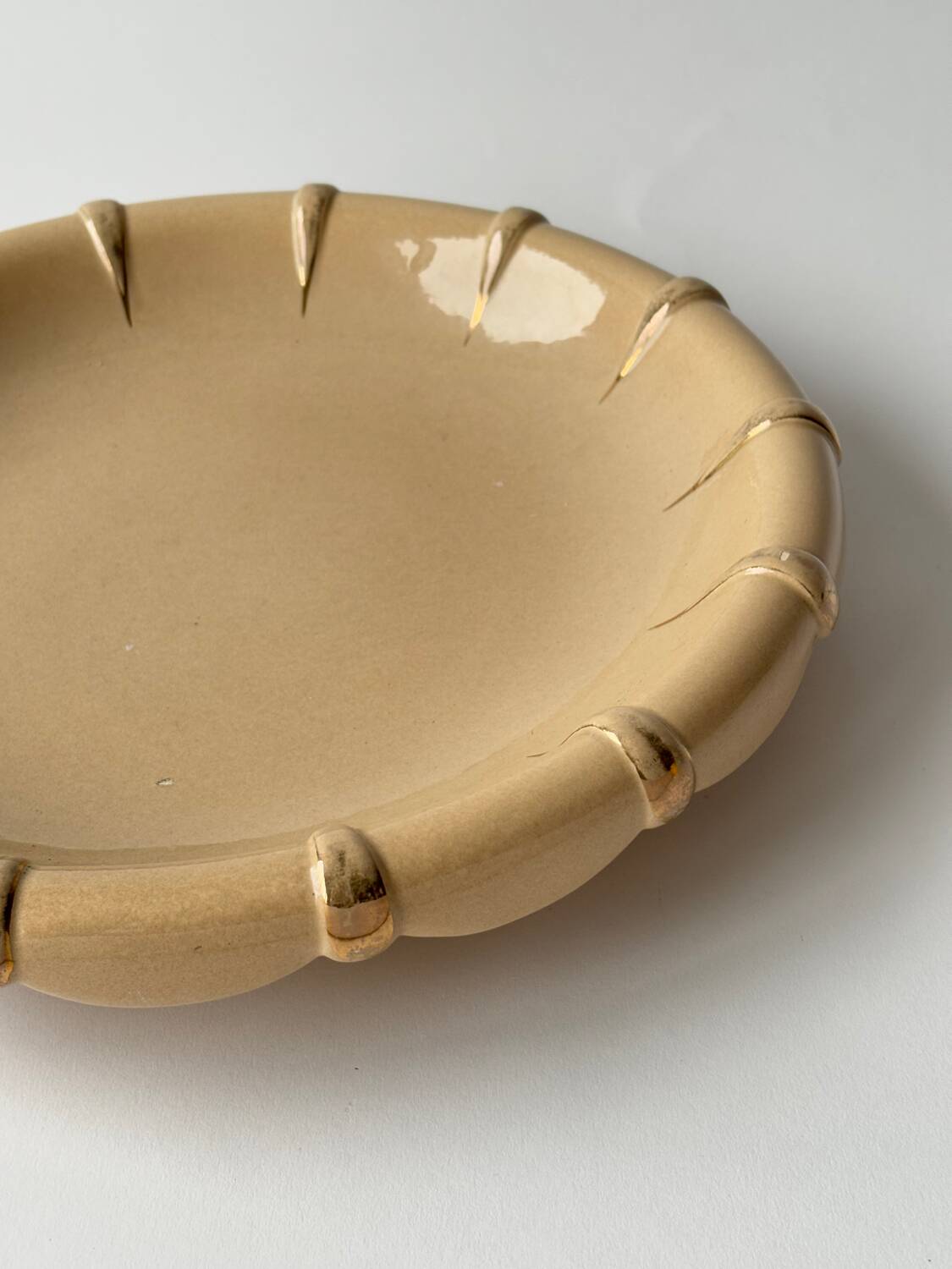 Salins Art Deco beige and gold fruit bowl