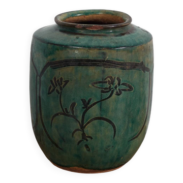 Ancient Asian vase with floral details (c.1820) #14