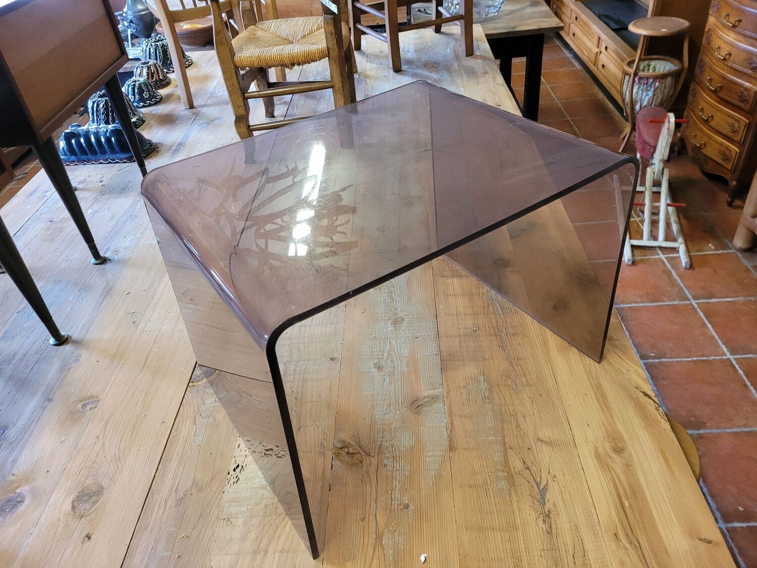Plexiglas sofa end from the 70s