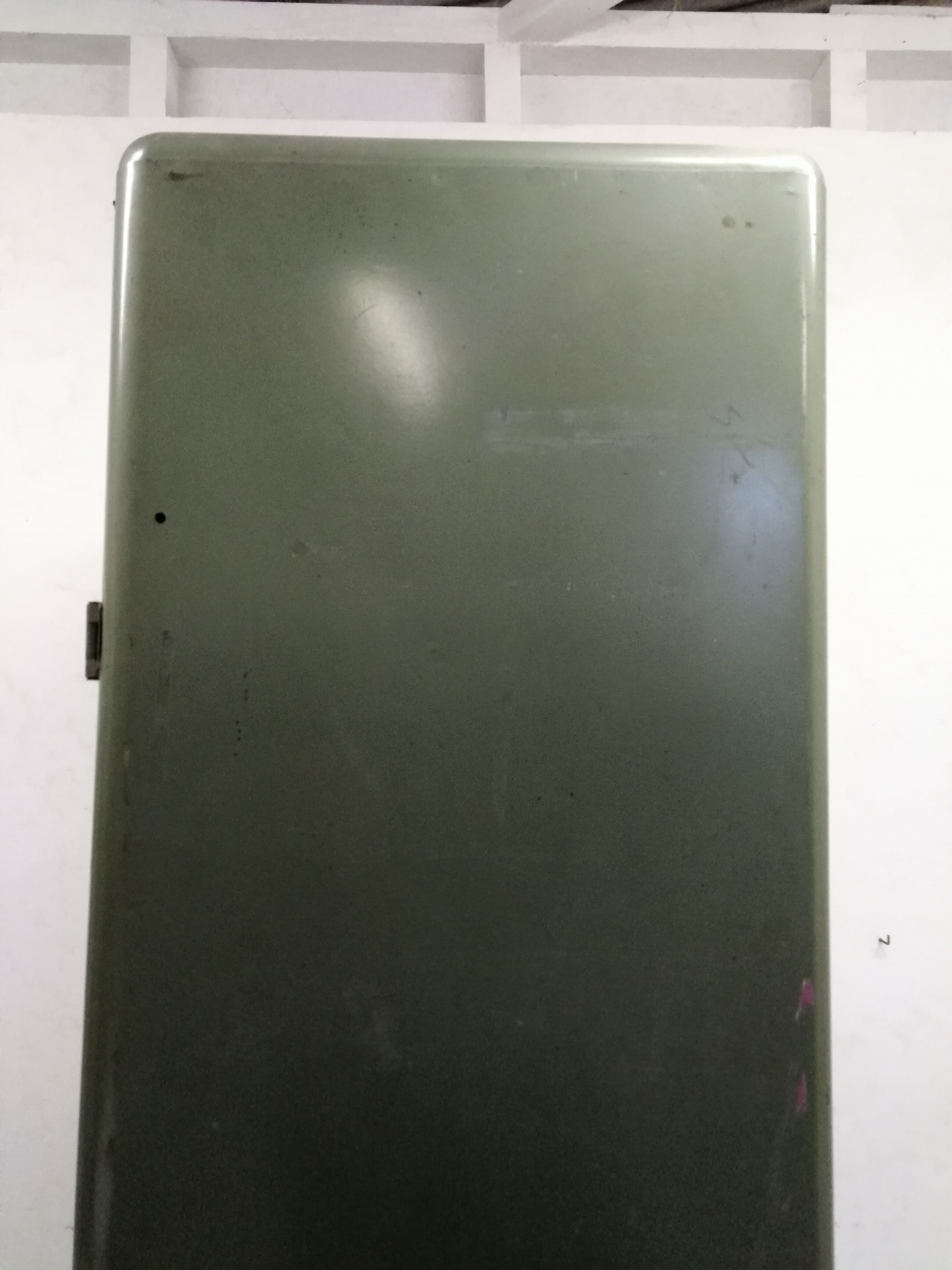 Industrial metal cloakroom