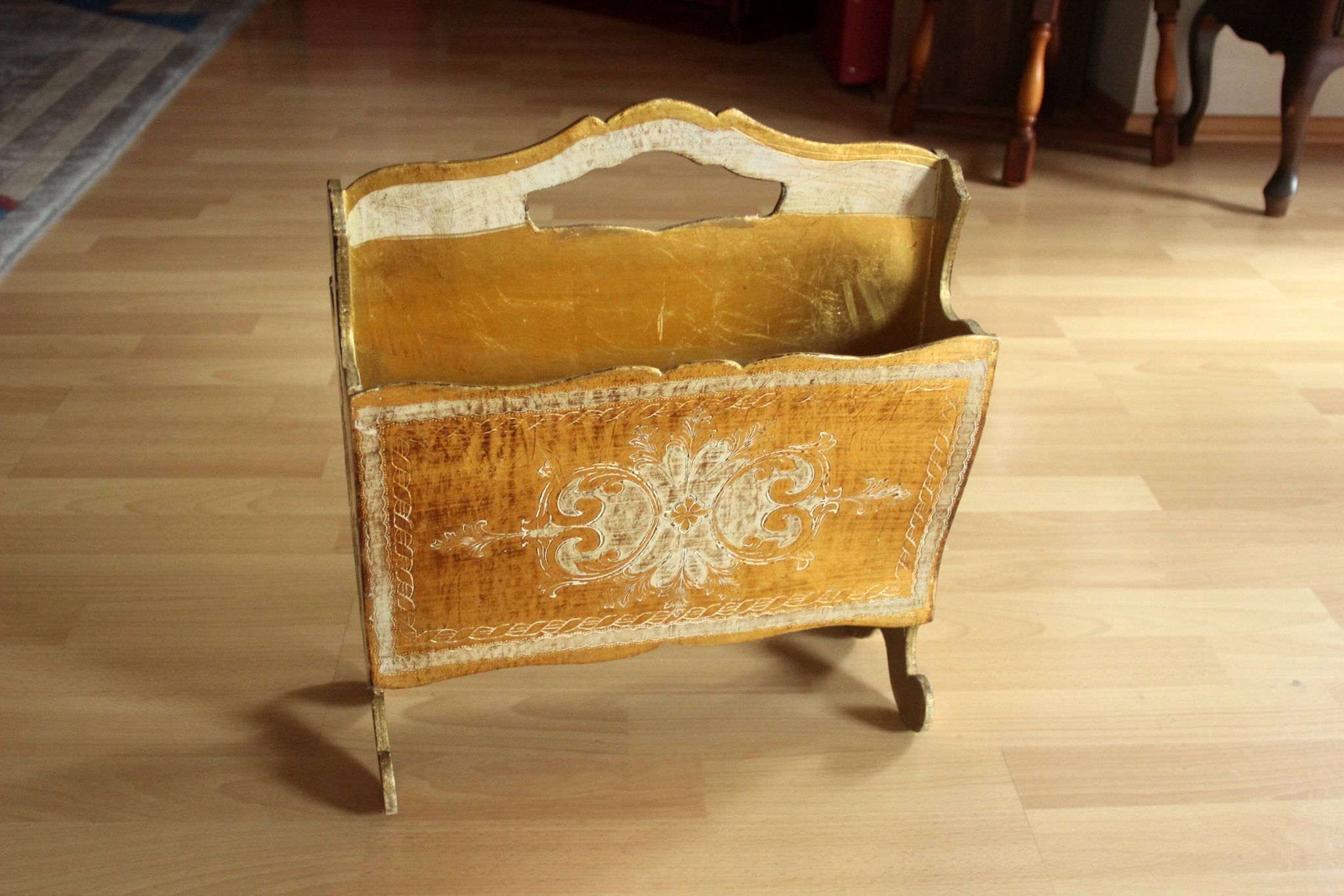 1950s - florentine wooden magazine rack - Vintage - made in Italy