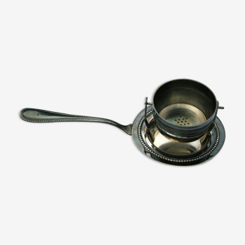 Passe-thé à bascule en métal décor perlé