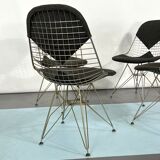 Mid-century Modern Set of four DKR Bikini Chairs by Charles Eames