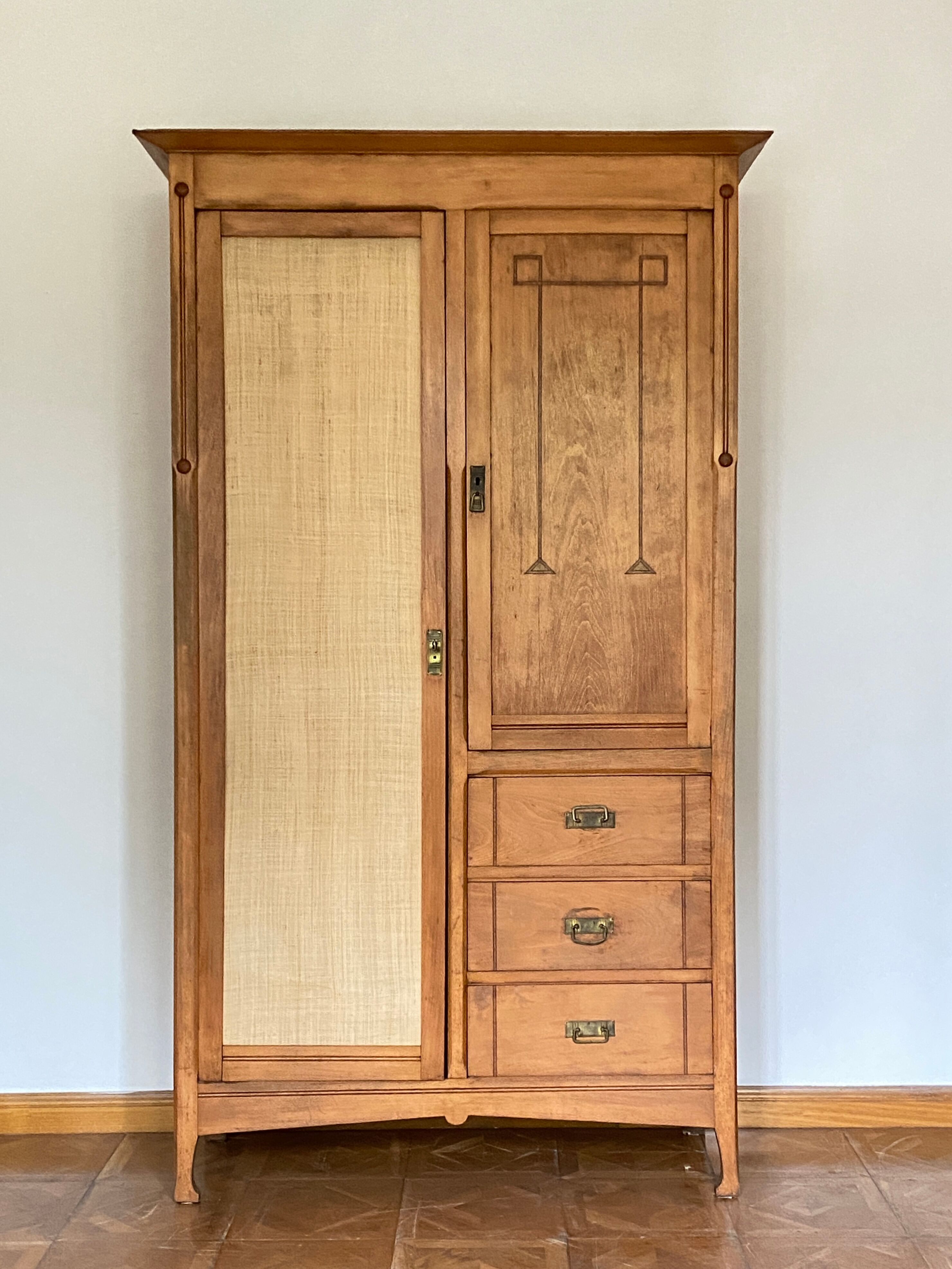 Armoire art déco bois brut & jute