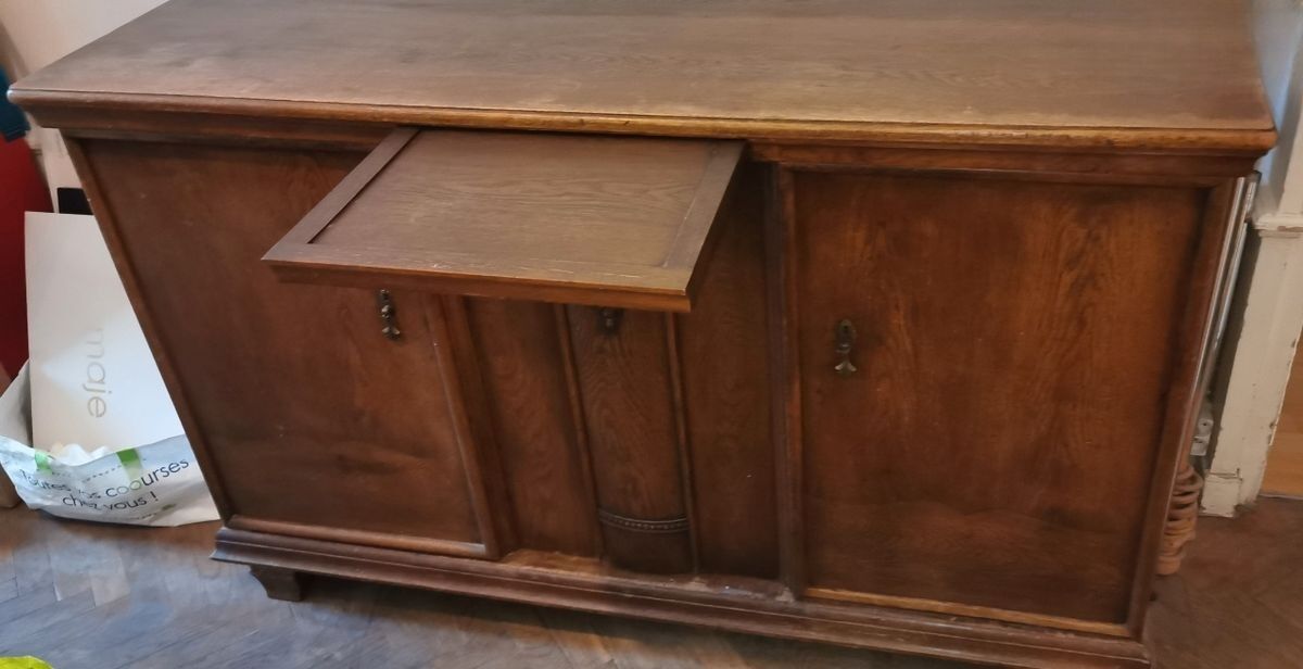 1930s Art Deco sideboard in solid oak