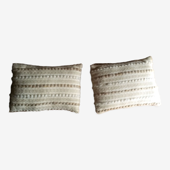 2 coussins cale-dos beiges tissage artisanal laine 37 x 28 cm