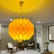Lampe moderne du milieu du siècle en acrylique jaune