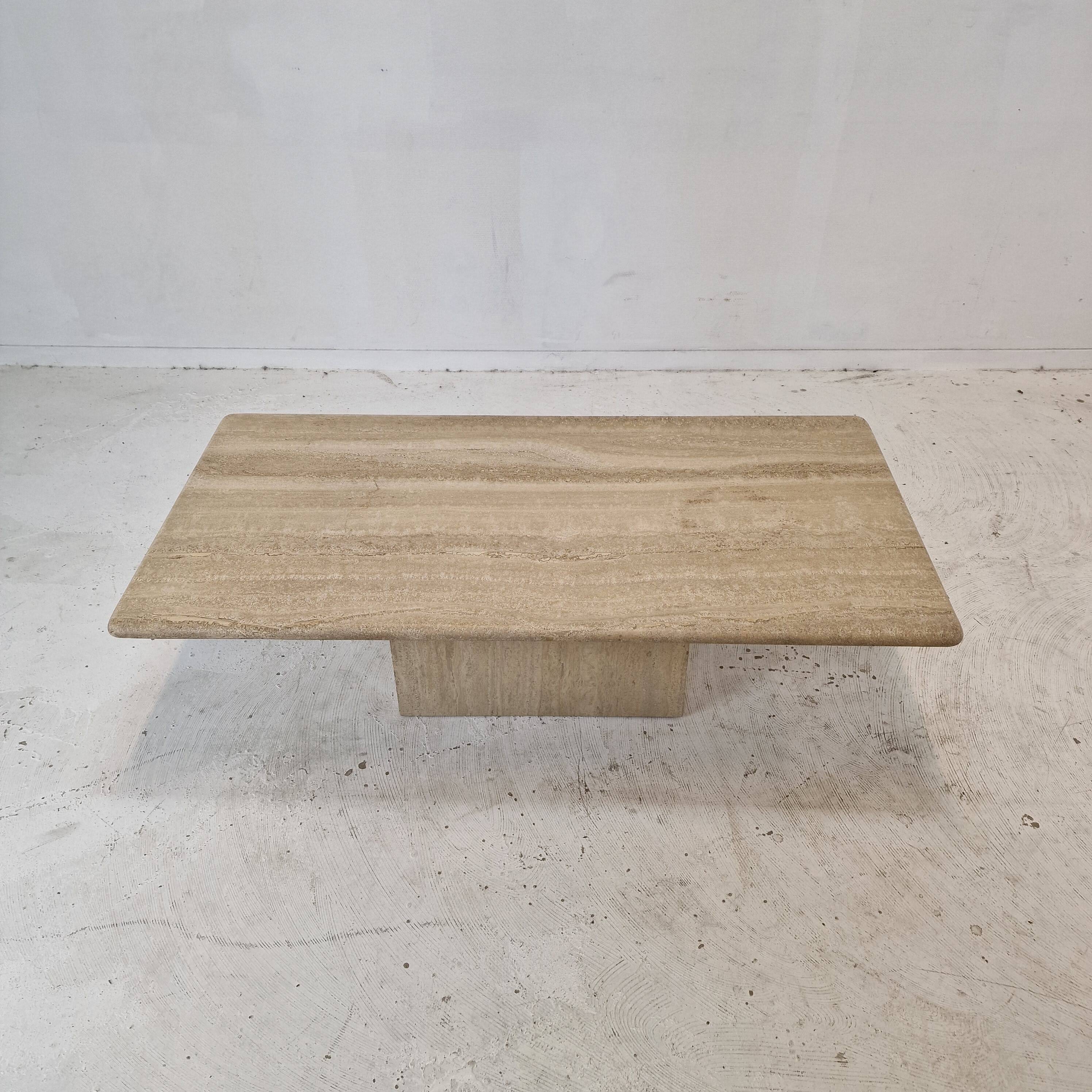 Italian Rectangle Coffee Table in Travertine, 1980s