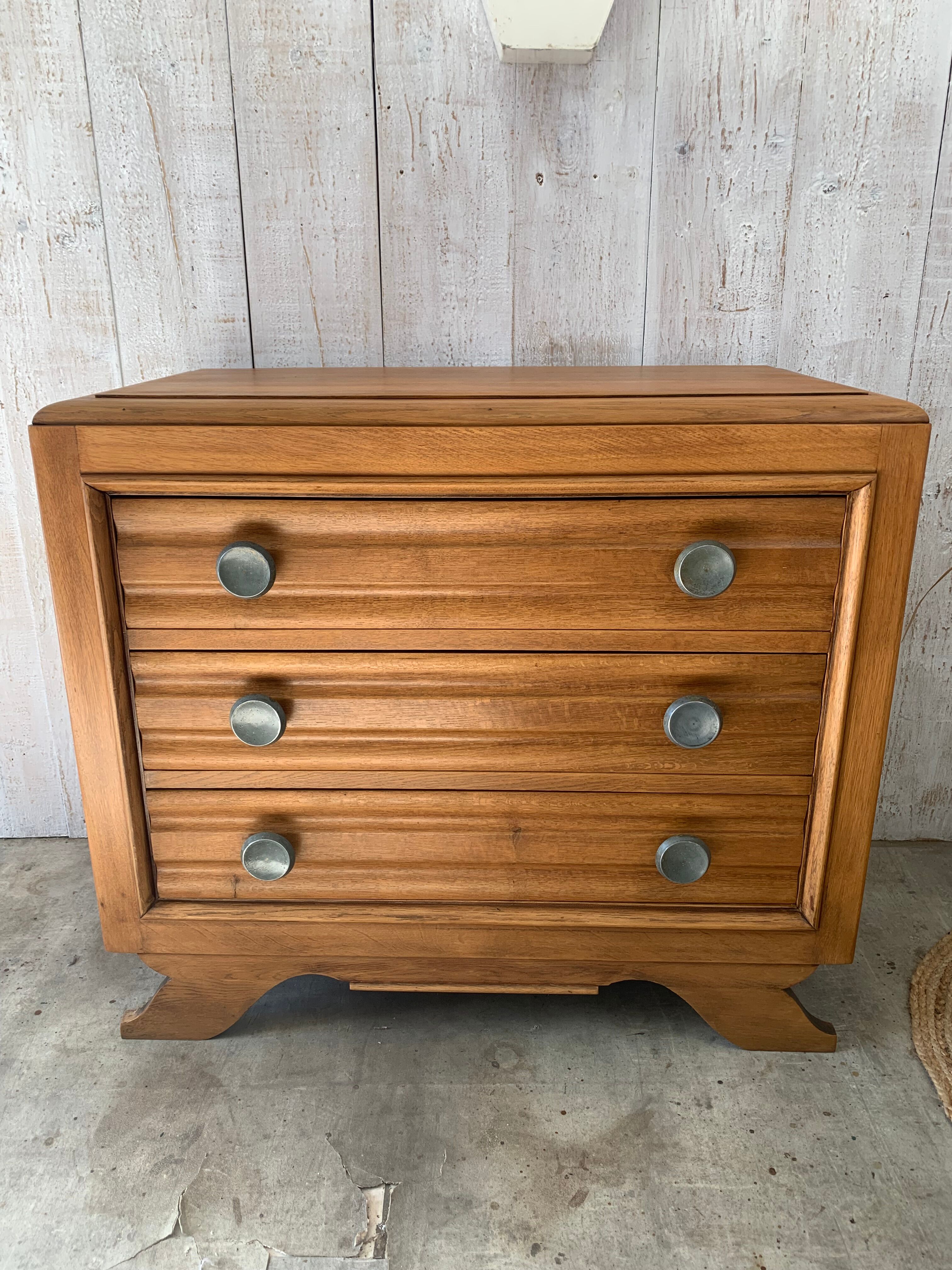 Commode "moustache" vintage