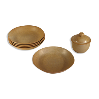 Stoneware dessert service